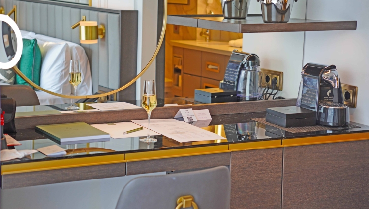 MS Riverside Debussy Suite 203 of Riverside Luxury Cruises