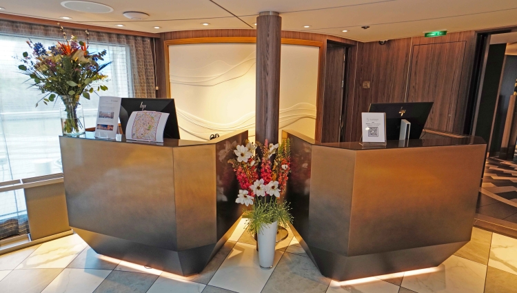 MS Riverside Debussy Reception of Riverside Luxury Cruises