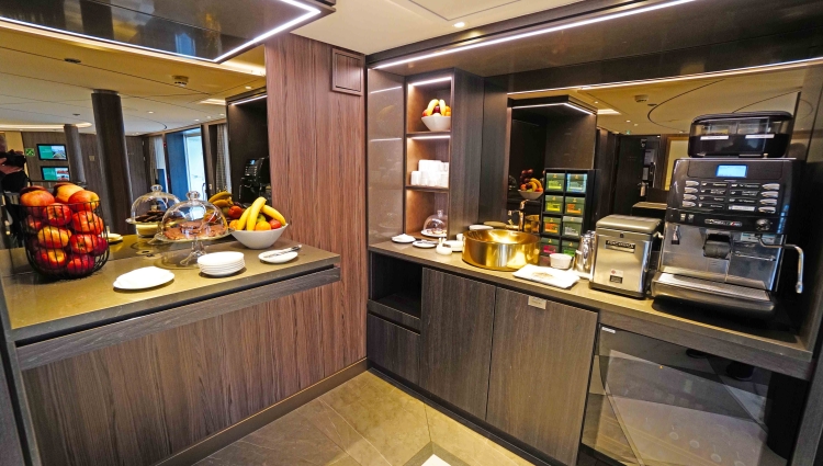 MS Riverside Debussy Selfservice Coffee-Station of Riverside Luxury Cruises