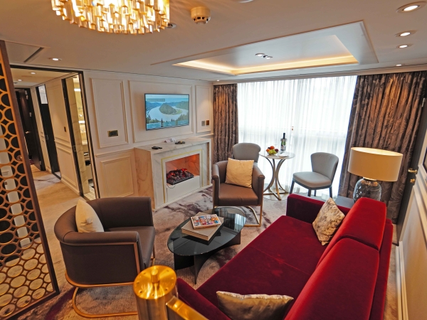 MS Riverside Debussy Suite 310 of Riverside Luxury Cruises