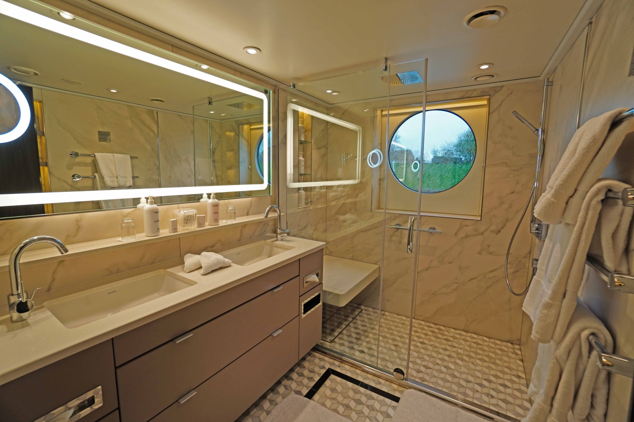 MS Riverside Debussy Suite 310 of Riverside Luxury Cruises