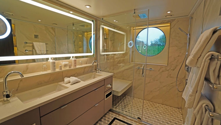 MS Riverside Debussy Suite 310 of Riverside Luxury Cruises