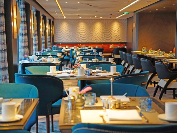 MS Riverside Debussy Waterside Restaurant of Riverside Luxury Cruises