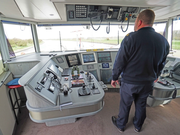 MS Riverside Debussy Bridge of Riverside Luxury Cruises