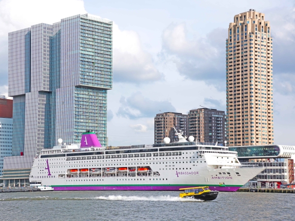 MS Ambition of Ambassador Cruise Line