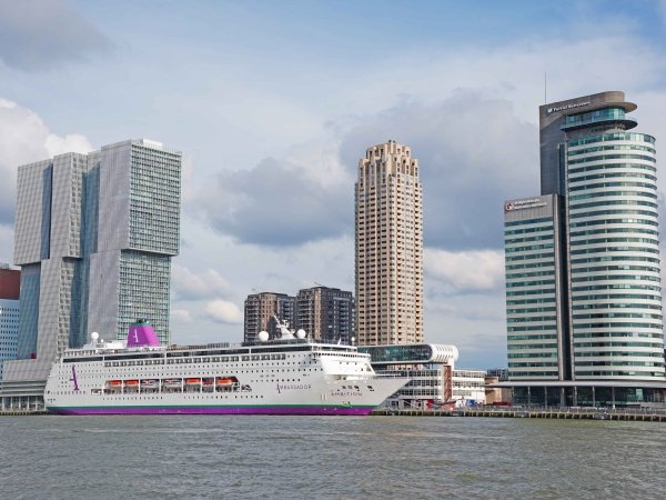 MS Ambition of Ambassador Cruise Line