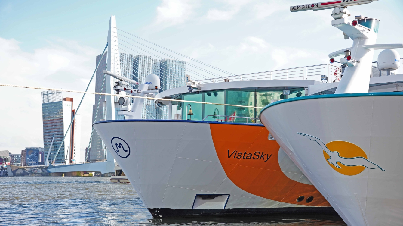 MS Vista Sky of 1A Vista Travel