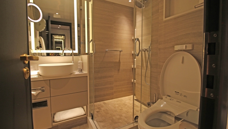 MS Riverside Mozart Suite 119