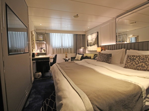 MS Riverside Mozart Suite 120