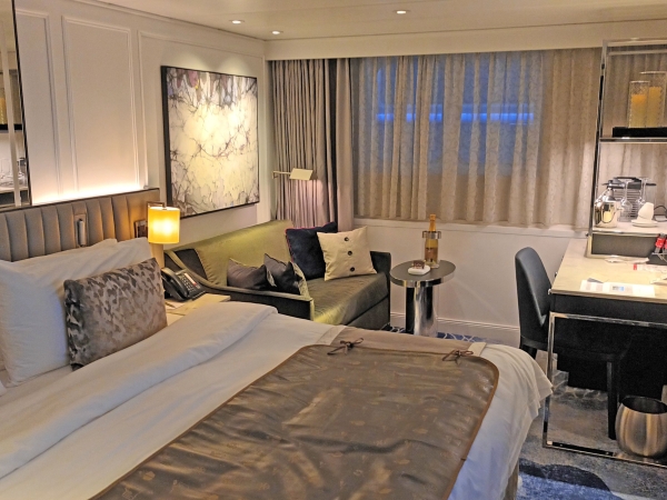 MS Riverside Mozart Suite 131