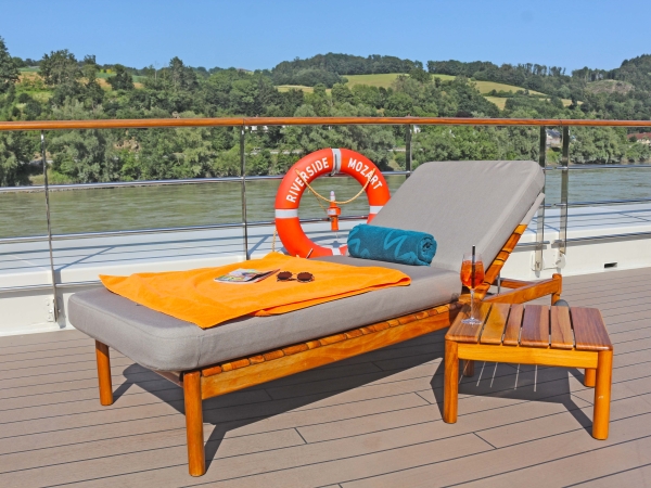 MS Riverside Mozart Vista Sundeck