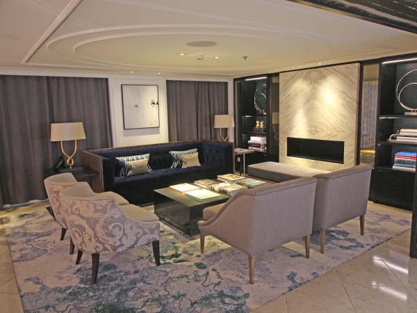 MS Riverside Mozart Lounge Foyer Seahorse Deck