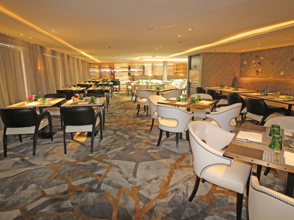 MS Riverside Mozart Waterside Restaurant