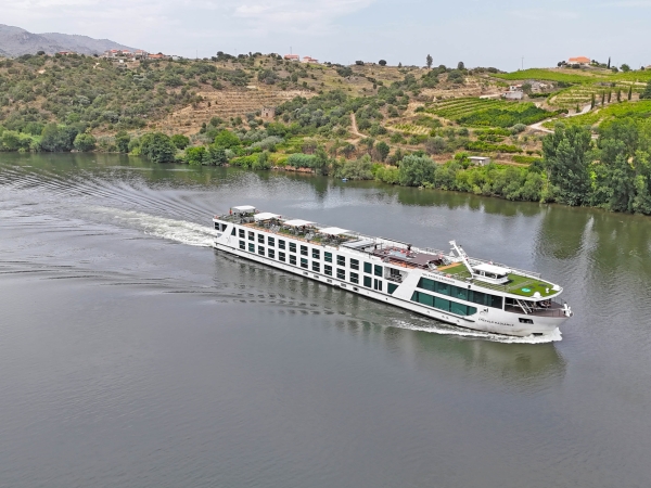 MS Emerald Radiance of Emerald Cruises