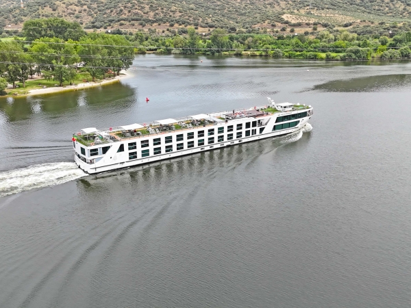 MS Emerald Radiance of Emerald Cruises