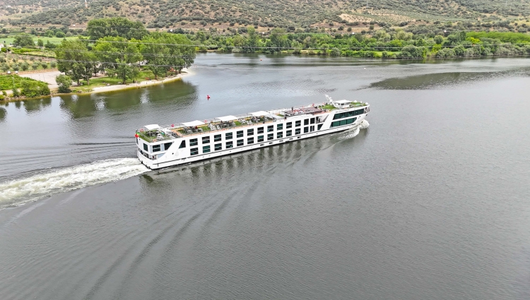 MS Emerald Radiance of Emerald Cruises