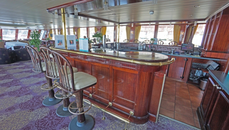 MS Rhein Prinzessin Panoramalounge Bar of Phoenix Reisen Bonn