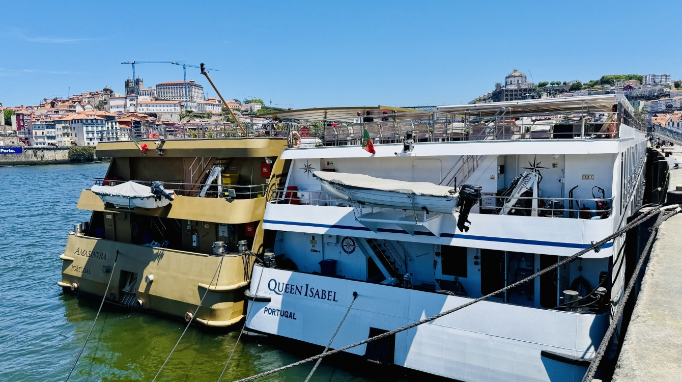 MS Queen Isabel of Rivages du Monde
