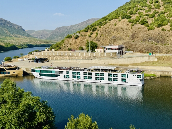 MS Scenic Azure of Scenic Luxury Cruises