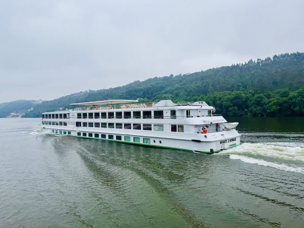 MS Infante D.Henrique of Croisi Europe