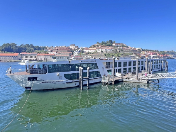 MS Emerald Radiance of Emerald Cruises