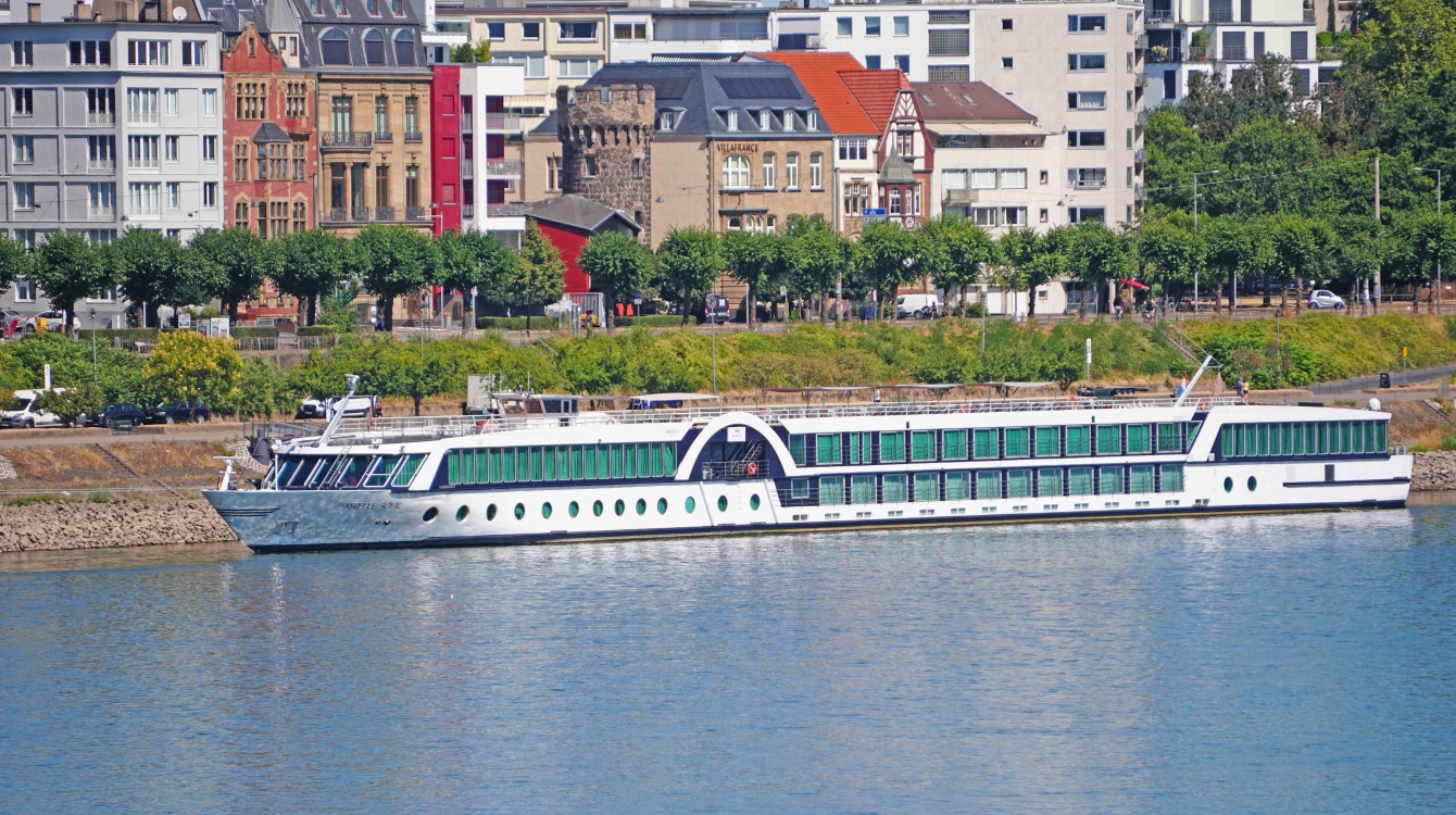 MS Arielle Royal of Dutch Cruise Line