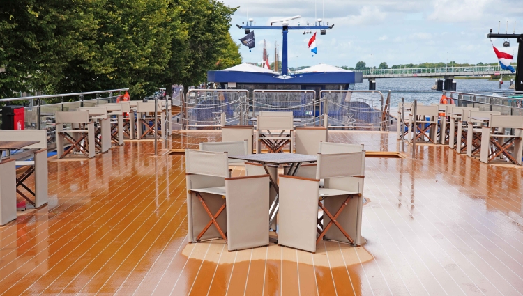 MS Transcend Connect Sundeck of Transcend