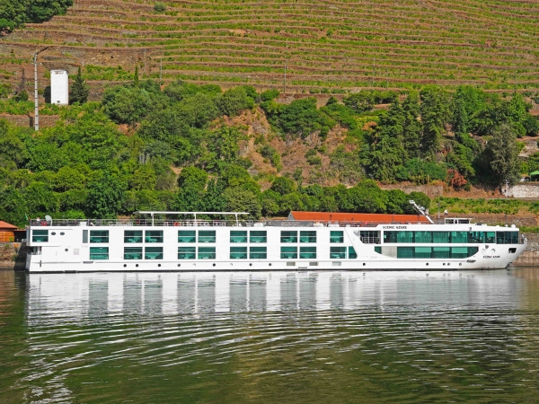 MS Scenic Azure of Scenic Luxury Cruises