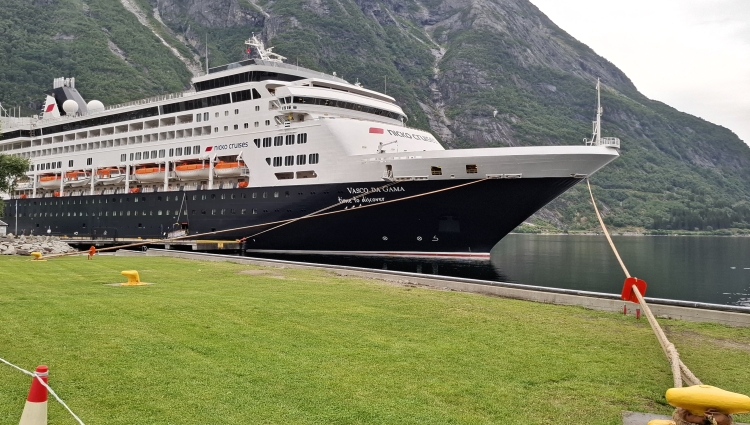 MS Vasco da Gama of nicko cruises