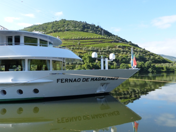 MS Fernao de Magalhaes Magellan of Phoenix Reisen Bonn